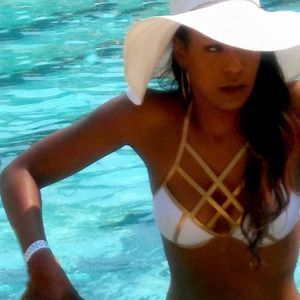 Meet your Posher, Roxanne